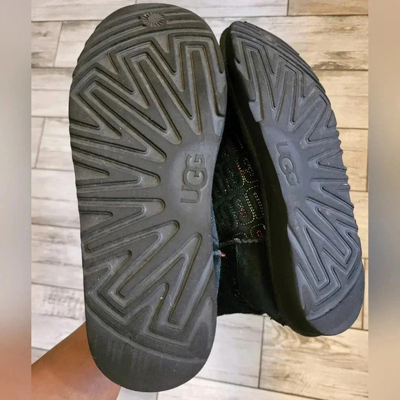 UGG Graphic Stitch class II short boots rainbow colorful black suede leather 6 - Picture 9 of 13